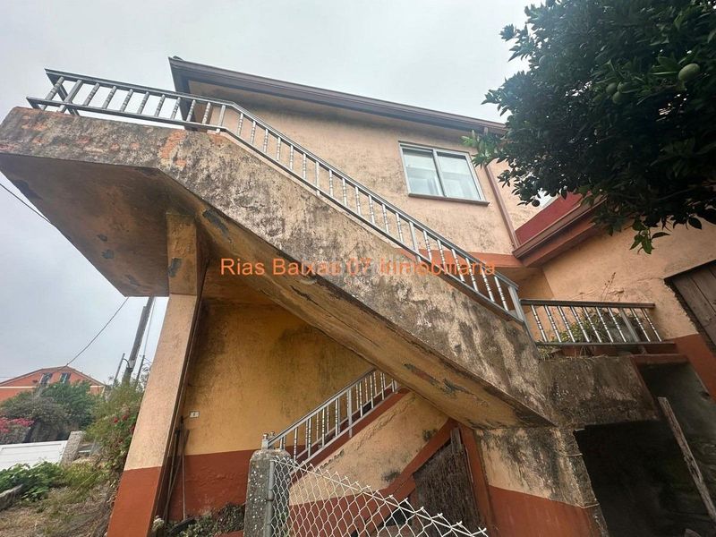 Foto 7823823d-fc34-4e68-91c6-36c8ac1887c6. Casa amb aparcament a Mos