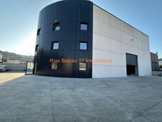 Location Bâtiment à usage industriel à Porriño (O). Ref 7105  nave industrial de 500 m2 con 3 plantas de oficina y a