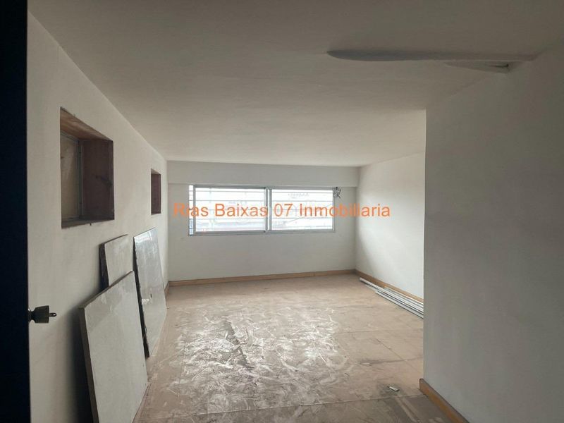 Foto 34e5329f-777f-4454-90fe-832fe8663fc6. Local comercial a Teis Vigo