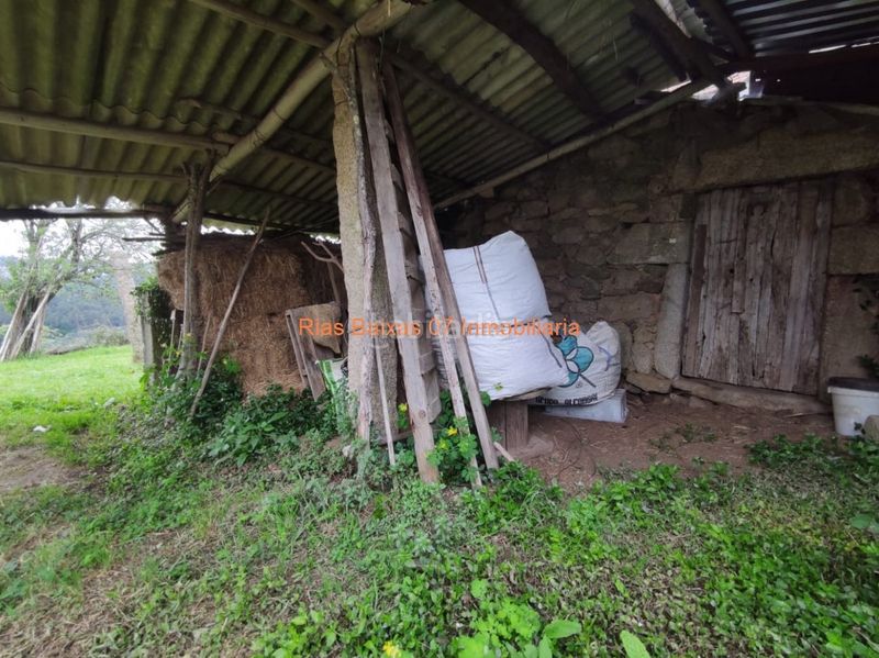 Foto cb3a20ff-8a57-49aa-a4ea-cfee252e7ce9. Casa amb aparcament a Mos