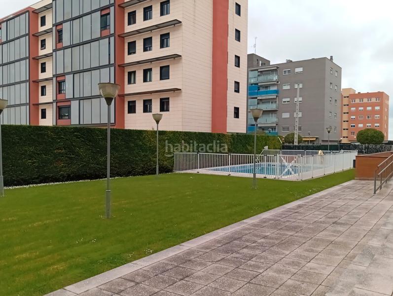 Foto 06fa1e88-11a9-40a3-87b0-b296808b3764. Locale commerciale in Portillejo - Valdegastea Logroño