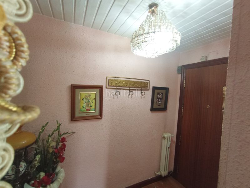 Foto 009a17e6-6a99-478f-abd7-9d6c0d13faba. Pis amb calefacció a Jesuitas Logroño