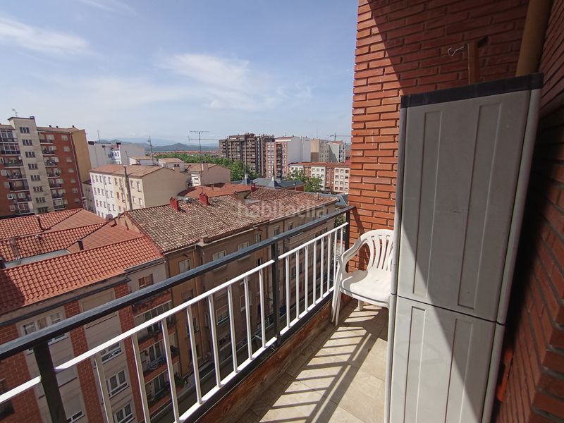 Foto 4e6a0619-9730-4682-8b85-26a7e493c39c. Pis amb calefacció a Jesuitas Logroño