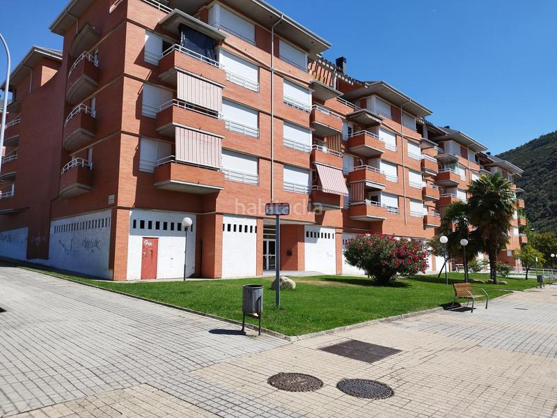 Foto 832015d2-4162-4488-8329-ec71150c0779. Local comercial a Flores de Sil - La Placa Ponferrada