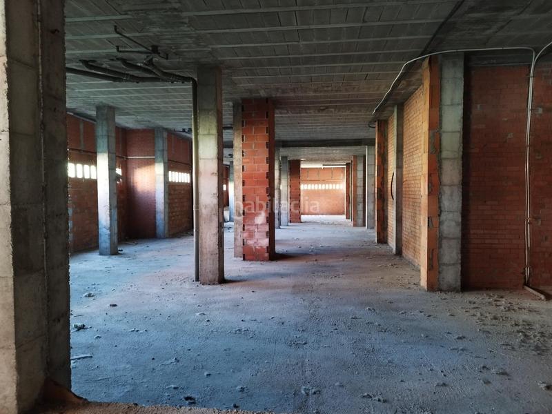 Foto fa40e87f-440f-4a74-beaa-712dc489aaf1. Local comercial a Flores de Sil - La Placa Ponferrada