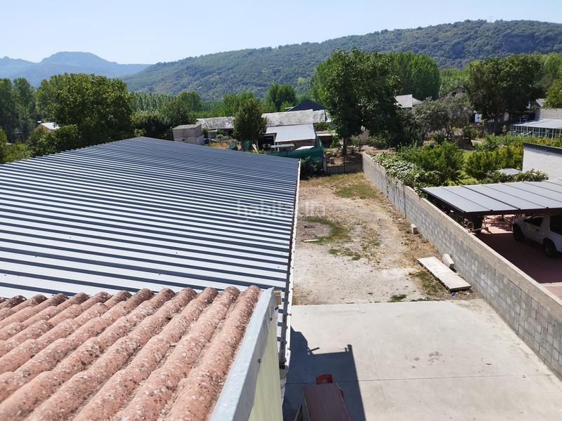 Foto 8b75efc4-9310-4b59-96a4-d676033e3fb2. Lloguer local comercial a Carracedelo