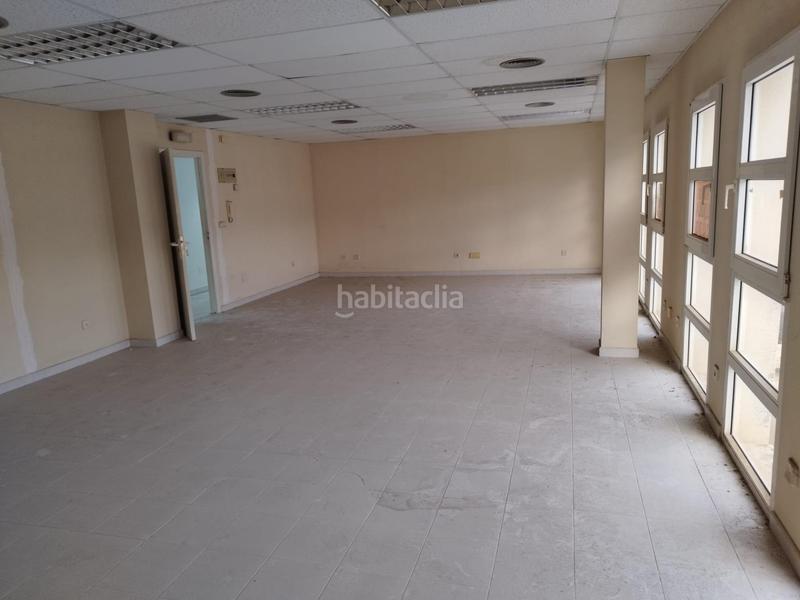 Foto d9f7e62b-04e9-4850-8971-8955db7ad920. Büro in calle fueros de leon 3 in Centro Ponferrada