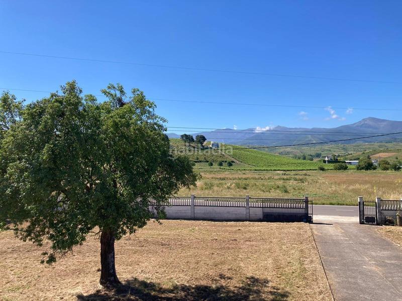 Foto 08ba5a34-1764-40b0-ae0e-59de057b5f95. Xalet amb aparcament a Urbanización Patricia - Campo Ponferrada