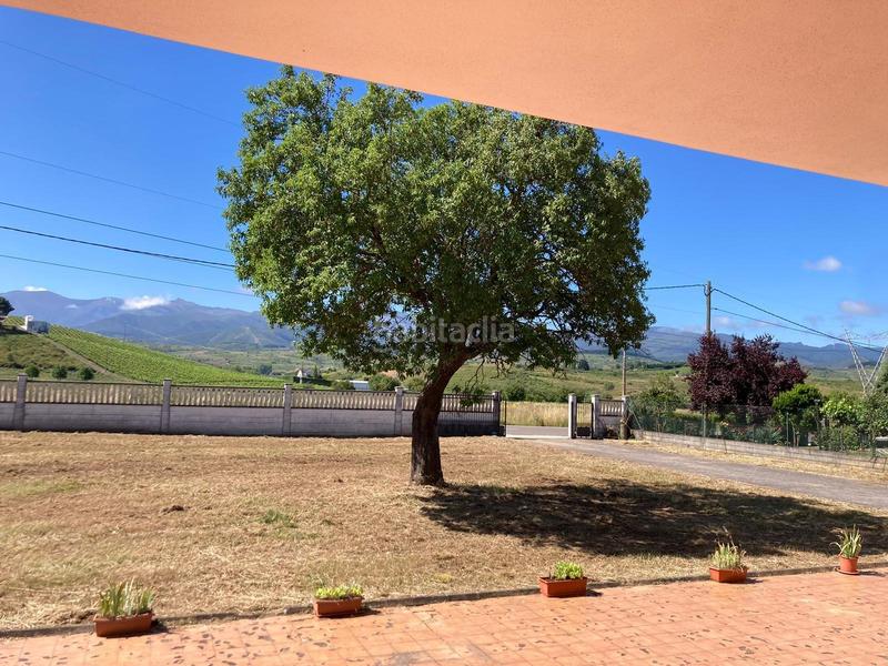 Foto 3f1f0e16-3e08-44a1-88ea-0ff1e25b69fe. Xalet amb aparcament a Urbanización Patricia - Campo Ponferrada