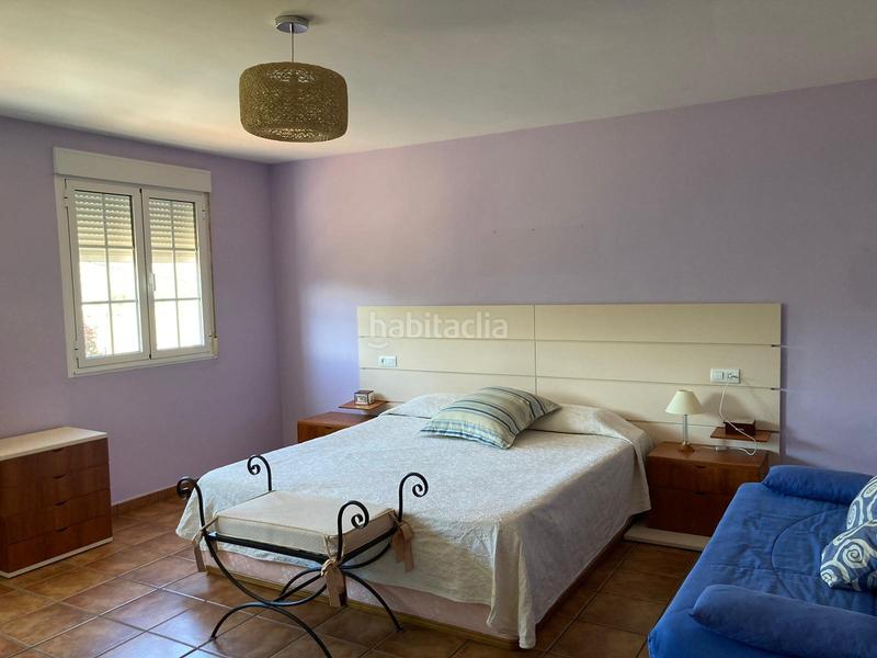 Foto bf4a3f88-bbd7-4ea2-9fdf-28276a06c3a5. Xalet amb aparcament a Urbanización Patricia - Campo Ponferrada