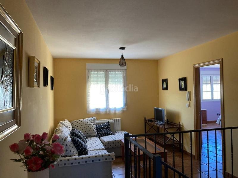 Foto fde34985-a3f7-46e4-8173-03d426e05ae5. Xalet amb aparcament a Urbanización Patricia - Campo Ponferrada