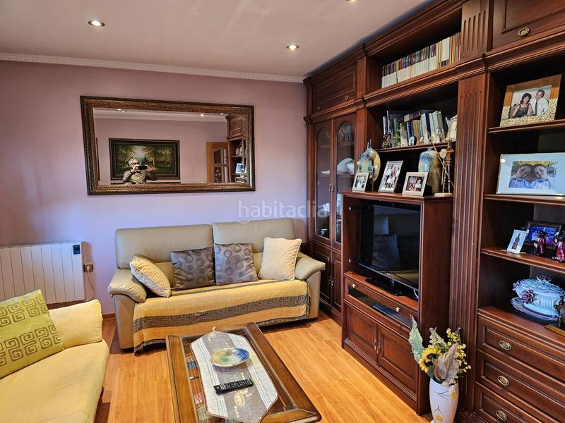 Foto 09b9f9e5-cd60-4d32-92c3-8d40b1ef3605. Casa con parcheggio piscina in Compostilla - Columbrianos Ponferrada