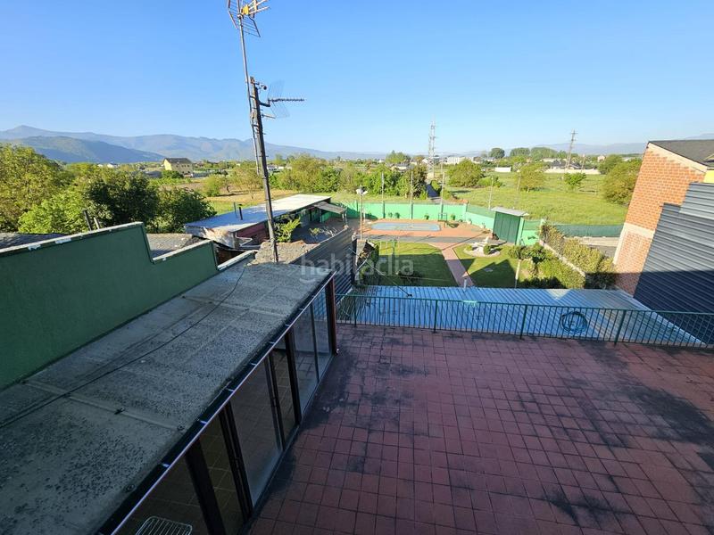 Foto 1b215b7b-4384-47fa-9fdf-5e85b76b4360. Casa con parcheggio piscina in Compostilla - Columbrianos Ponferrada