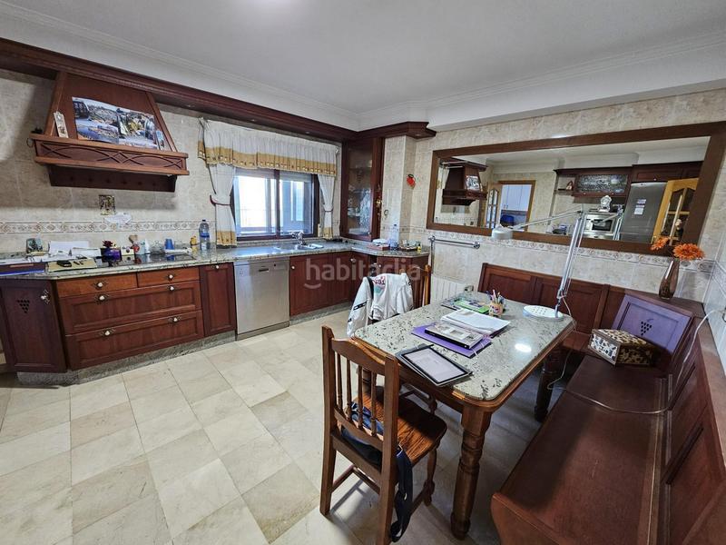 Foto 2614d4fc-6fa6-4a8c-8ce4-d8f1f3ebebad. Casa con parcheggio piscina in Compostilla - Columbrianos Ponferrada