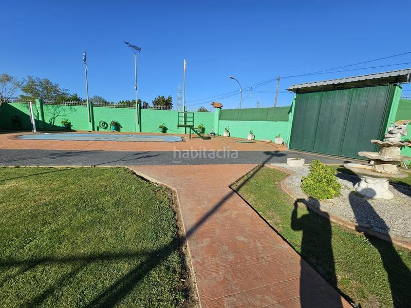 Foto 3310d35a-7acc-4f40-b7ab-79d813d5b20c. Casa con parcheggio piscina in Compostilla - Columbrianos Ponferrada