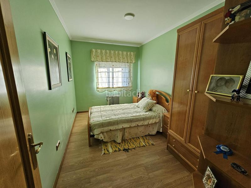 Foto 46719dab-a958-43ee-b57a-6aa643de861a. Casa con parcheggio piscina in Compostilla - Columbrianos Ponferrada