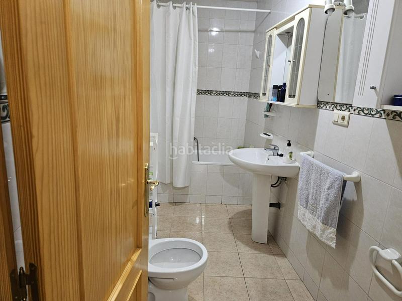 Foto 4d2e960d-eb67-4514-bffa-839e15ee0a45. Casa con parcheggio piscina in Compostilla - Columbrianos Ponferrada