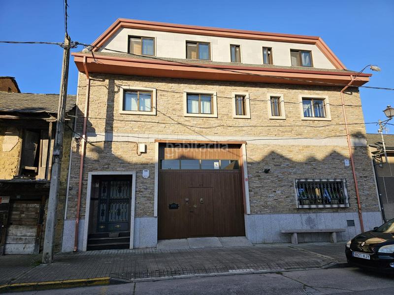 Foto 5fe766c4-3d26-4599-b8a1-37e0330a7396. Casa con parcheggio piscina in Compostilla - Columbrianos Ponferrada
