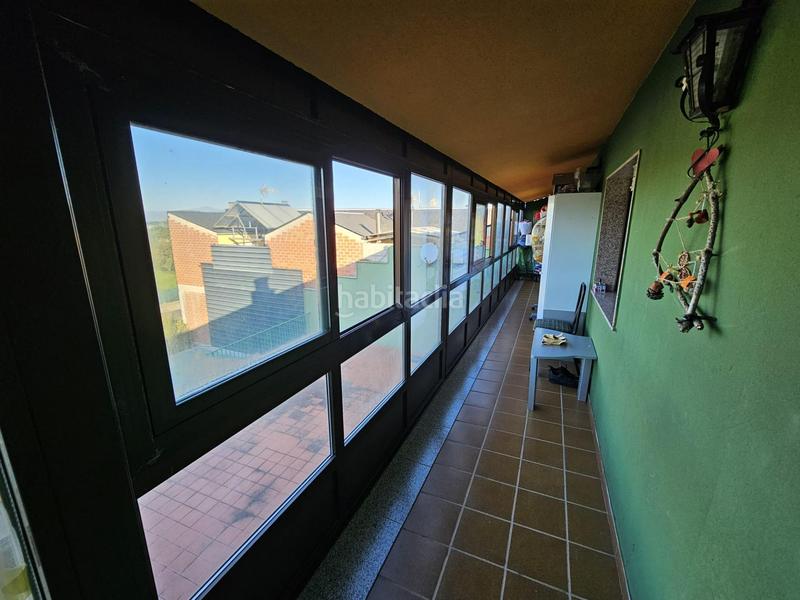 Foto 95f87b1e-829a-43f4-b246-5a9a3d55289d. Casa con parcheggio piscina in Compostilla - Columbrianos Ponferrada