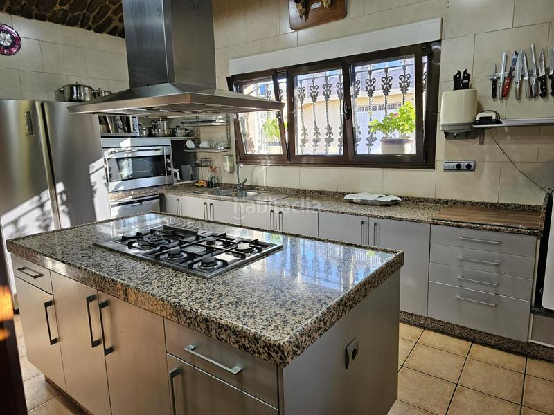 Foto b94f8724-6da9-40b3-bca6-ee873151be6c. Casa con parcheggio piscina in Compostilla - Columbrianos Ponferrada