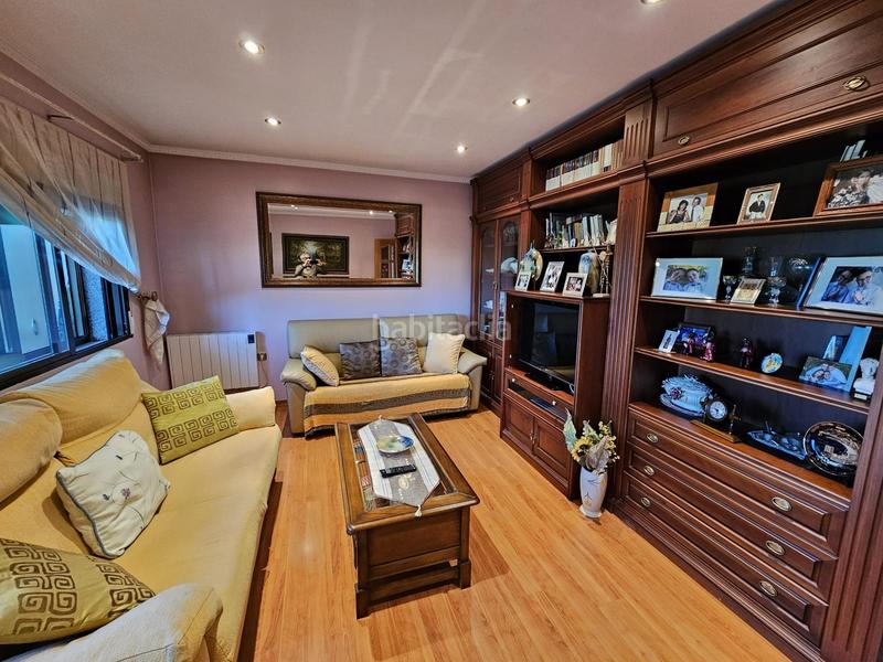 Foto cda5441f-6d03-4757-b799-9ecb7c4d4698. Casa con parcheggio piscina in Compostilla - Columbrianos Ponferrada