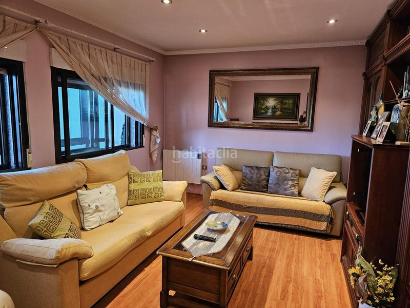 Foto dcb4f5fe-e6f6-439e-b95b-0242a006bbe0. Casa con parcheggio piscina in Compostilla - Columbrianos Ponferrada