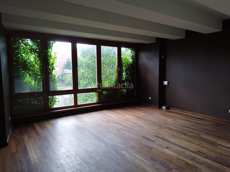 Foto 1cba163a-6602-4138-b925-69cf2d03badd. Casa edificio sigular en Zona Alta Ponferrada