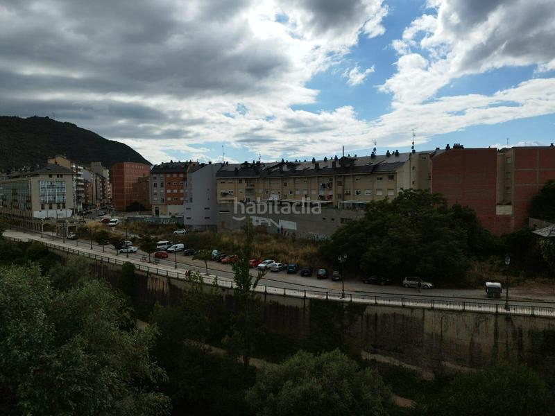 Foto 73033d8c-3e46-4250-825e-261f5610402b. Casa edificio sigular en Zona Alta Ponferrada