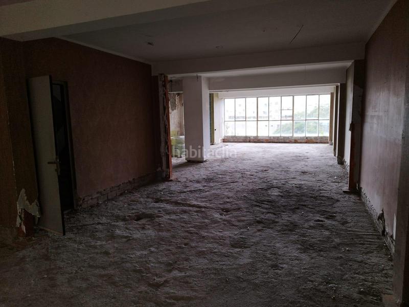 Foto edb19cd9-a109-4c2f-acce-374545eae9bb. Casa edificio sigular en Zona Alta Ponferrada