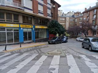 Local Comercial a Calle GENERAL VIVES 5