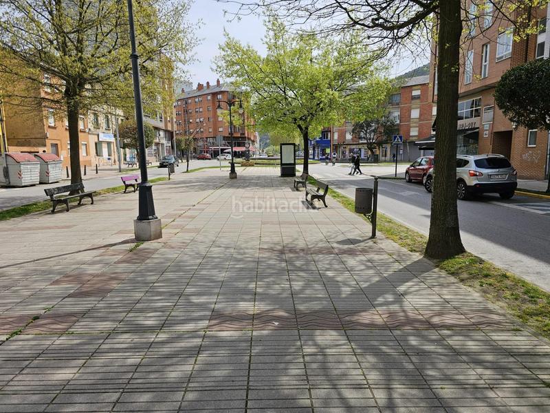 Foto 8f7aaeed-c0bd-46b6-af97-4ee94dadb598. Apartament amb calefacció aparcament a Flores de Sil - La Placa Ponferrada