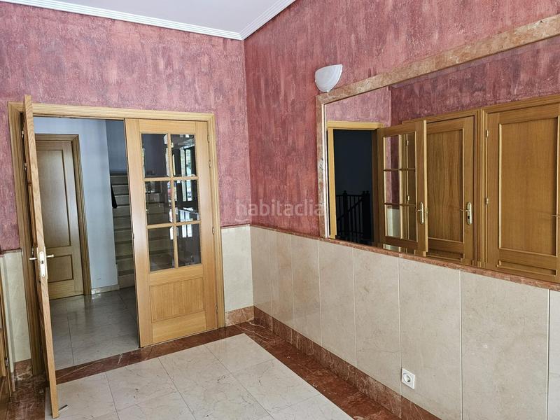 Foto 9811a396-f91a-4a2a-ae43-f3a9aece50fa. Apartament amb calefacció aparcament a Flores de Sil - La Placa Ponferrada