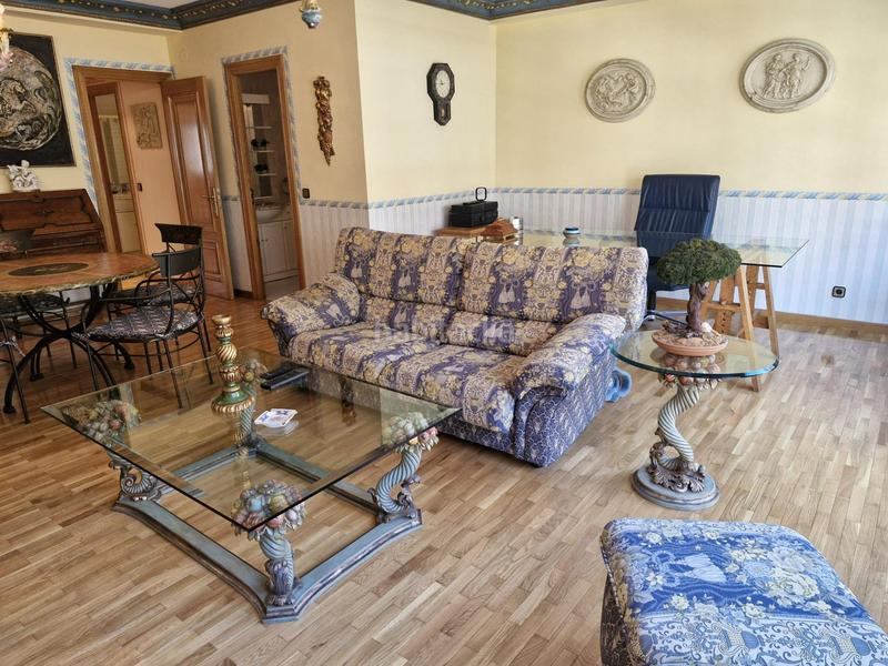 Foto 43537602-22a9-4c8c-ada9-6702faa8b94b. Rent apartment with heating parking in Centro Ponferrada