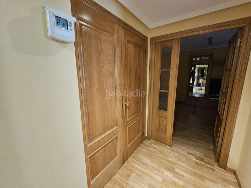 Foto 70e4b8c3-a9f8-4880-b277-25e5f454d615. Apartment in calle justo juglar 7 in Zona Alta Ponferrada