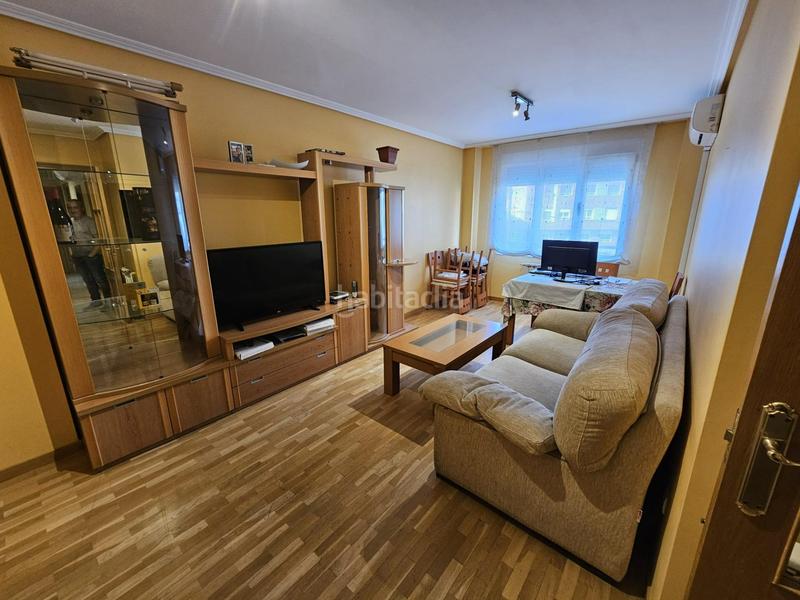 Foto 9921e697-574a-4dd7-927e-665ff88c57fe. Apartment in calle justo juglar 7 in Zona Alta Ponferrada
