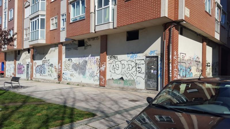 Foto de2e4c33-5497-4bf7-ba29-d54df95ec325. Local commercial dans Flores de Sil - La Placa Ponferrada