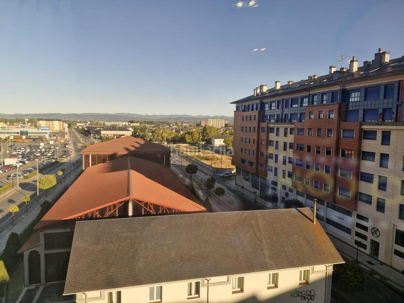 Foto 3c360d8d-177b-48f0-9733-f5cce99e1c4a. Rent apartment with heating parking in Centro Ponferrada