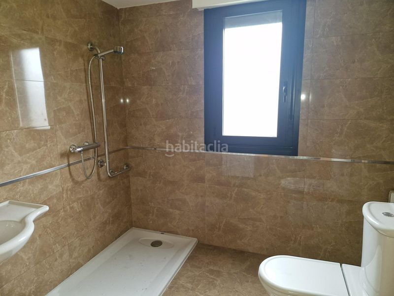 Foto 308732d8-0067-4247-a5a0-24413c59328b. Apartament amb calefacció aparcament a Centro Ponferrada