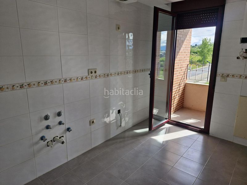 Foto e1a6c985-f6c1-4f30-a798-7264c0a20eb4. Dúplex a calle marques de montevirgen 24 a Camponaraya
