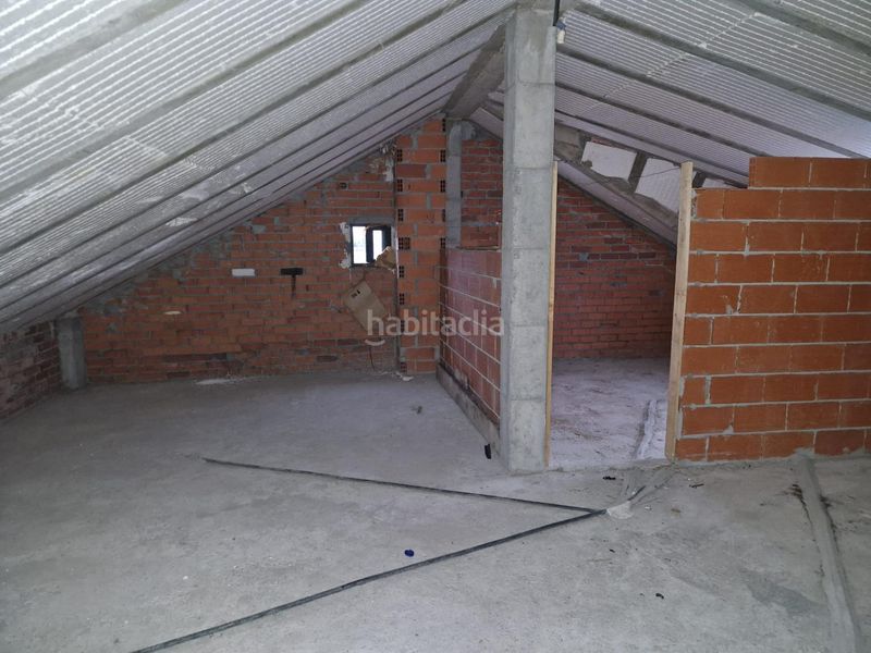 Foto 06ea693e-7ea3-423d-b5f9-8d0a813369ce. Casa amb aparcament a Carracedelo