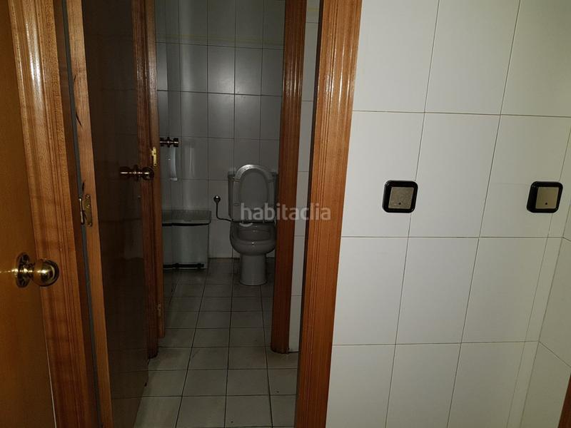 Foto f3b1f1e7-5b4f-4a08-baa4-9adad4a9ee28. Local commercial dans Zona Alta Ponferrada