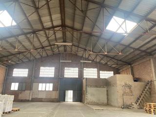 Bâtiment à usage industriel à El Pilar. Nave industrial de 3.000 m2 con campa de 1.700 m2 en zona avenid