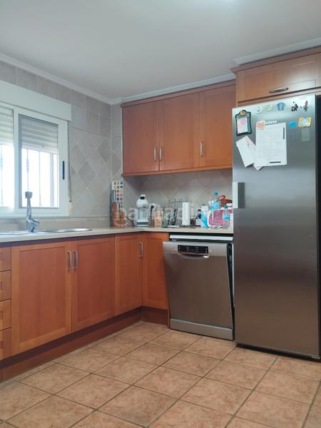 Foto 64624960-6c4c-4d44-a947-c3b0cfe1e810. Chalet  en camí vell vila-real onda en Madrigal Villarreal / Vila - real