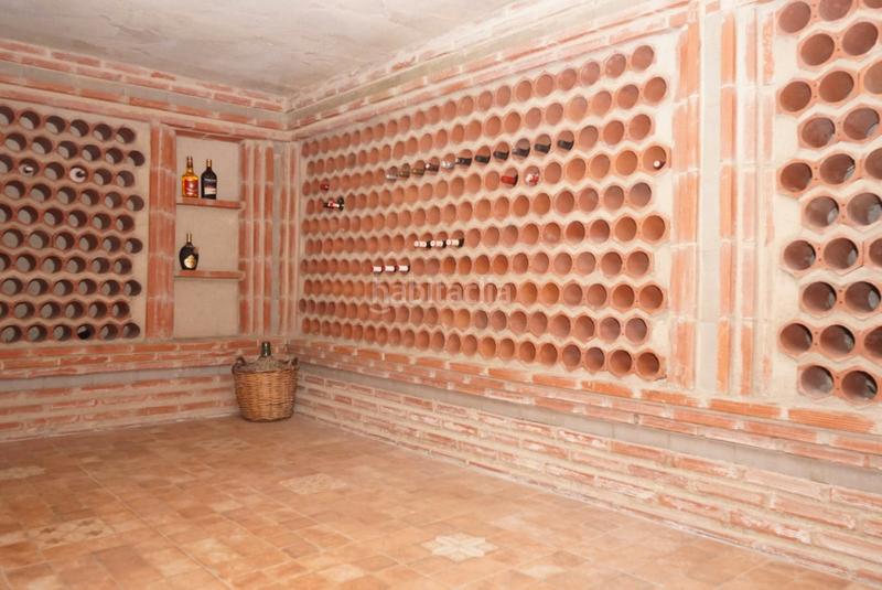 Foto 370f78e9-f914-4fbe-825e-6609e49d613c. Chalet mit kamin parking pool in Onda