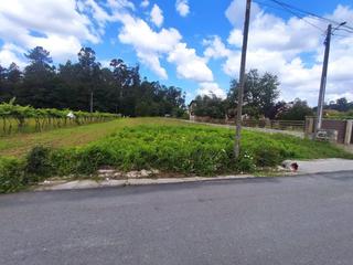 Terrain résidentiel à Lugar barrio cimadevila 11. Bonito solar con buen acceso de 2173m2 edificable, ideal para la