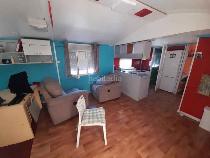 Foto d03cc968-84e0-4b1e-87a2-02985d6664cf. Casa  prefabricada, 2 dormitorios, amueblada, con luz, agua y calefacción. parcela cerrada con portal automático. en Ponteareas