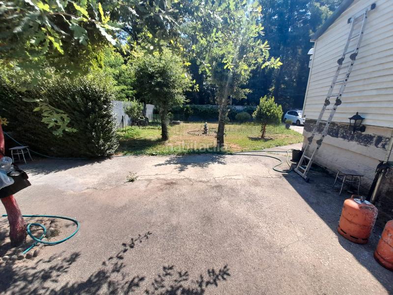 Foto f6fd9d91-e872-45c3-a9fd-f91860adb03a. Casa  prefabricada, 2 dormitorios, amueblada, con luz, agua y calefacción. parcela cerrada con portal automático. en Ponteareas