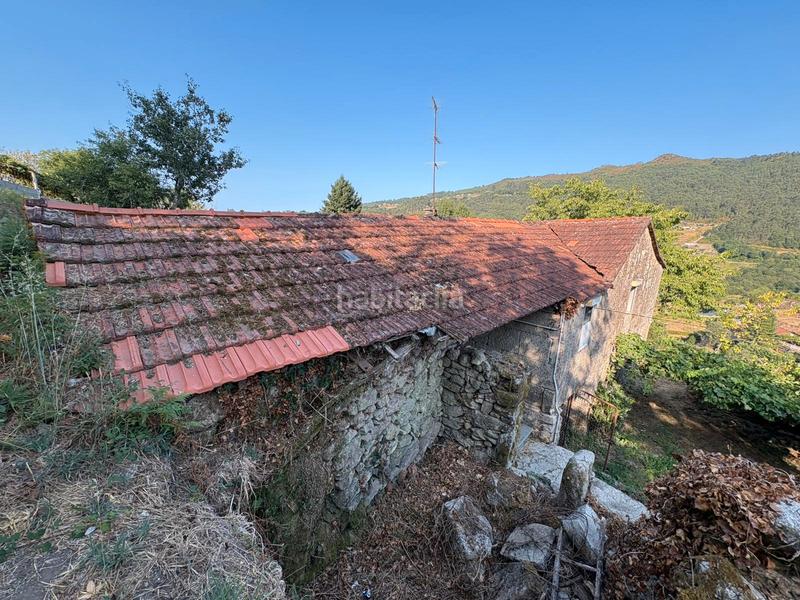 Foto ebc84872-a5c9-469d-b3c2-72f13a8df379. Casa a Covelo (O)