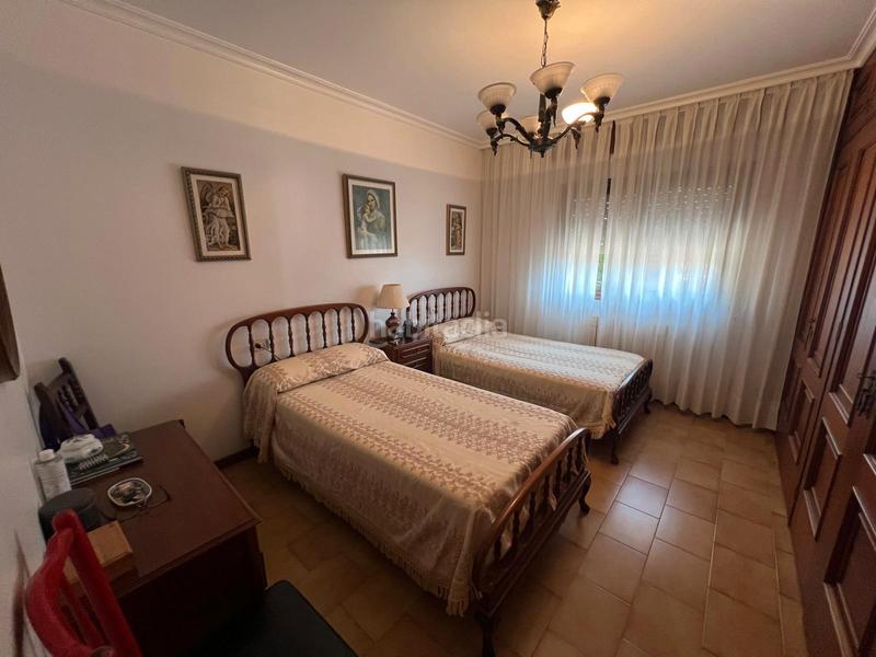 Foto 6b895084-c607-4f6e-a8a2-2b663b8c9a56. Chalet casa de piedra de 4 dormitorios, parcela 3880m2 en Neves (As)