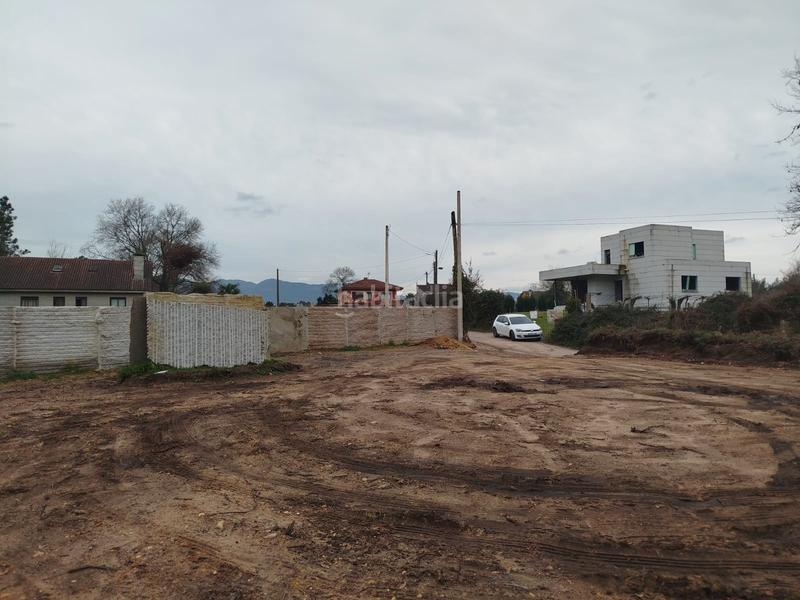 Foto 04d2e235-cfd4-4423-95e3-51163ef7ddbe. Terreno residencial gran solar con 1852m2, muy próximo a porriño, buen acceso, con luz. en Salceda de Caselas